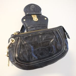 JUICY COUTURE Black Wristlet